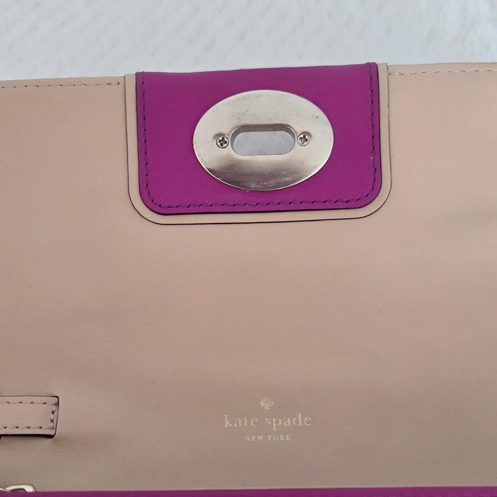 Kate Spade New York Hampton Road Turnlock Mara Wallet RASPBERRY PINK MAGENTA